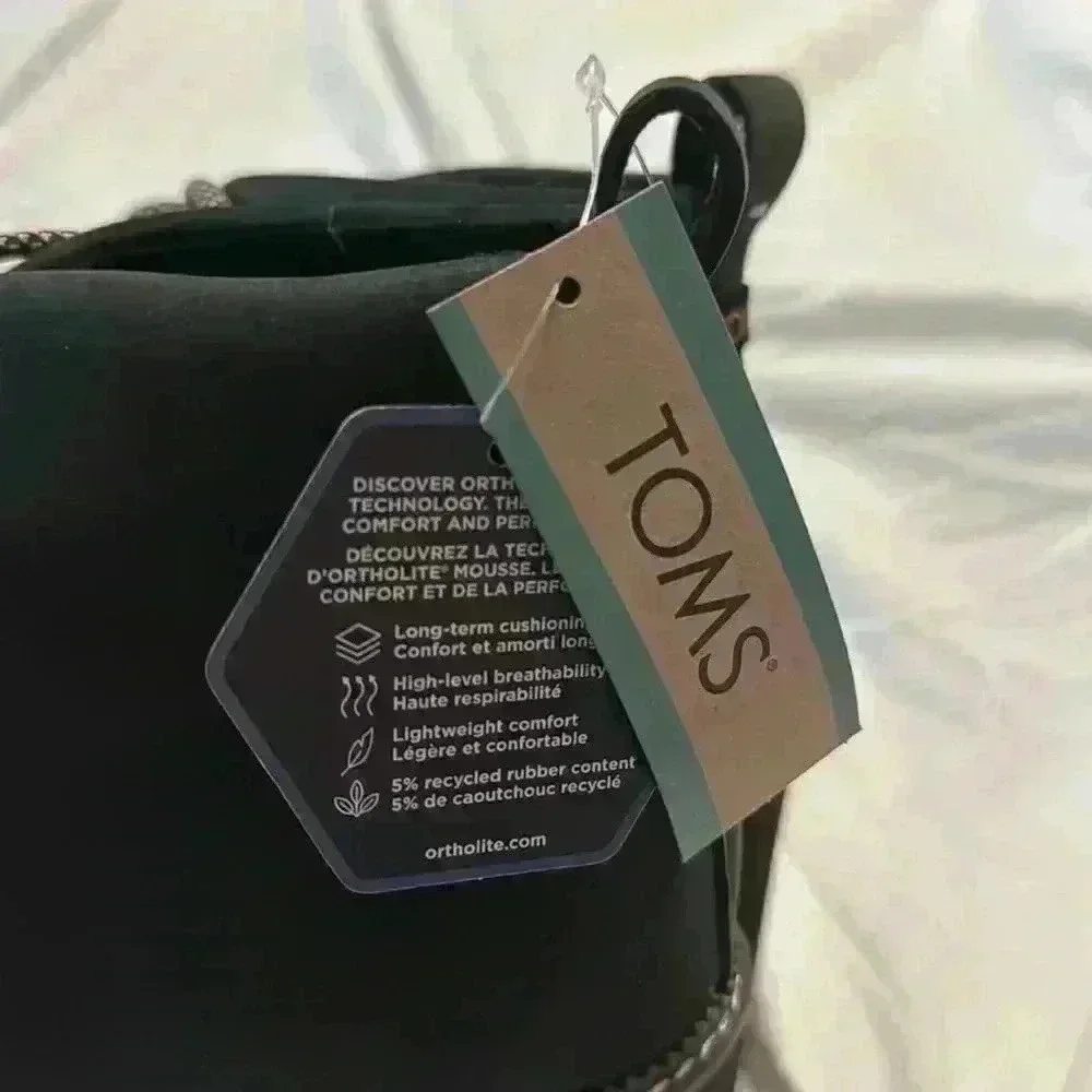 Tom’s Women’s Water Resistant Melrose Wedge in Black Oiled Nubuck Size 10